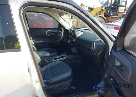 2021 Ford Bronco Sport Outer Banks z USA, uszkodzony, nr VIN 3FMCR9C68MRA95853